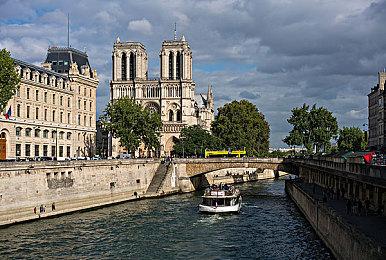 节奏动作游戏《超级炸弹人》公布 登陆苹果Arcade